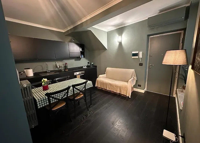 Lägenhet Della Rocca Urban Relais