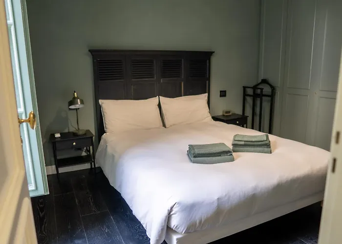 Apartment Della Rocca Urban Relais *