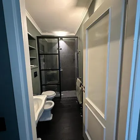 Della Rocca Urban Relais Apartman *